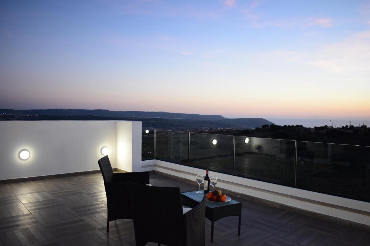 Sunset And Seaview Apartment -Brand New Mellieħa Zewnętrze zdjęcie