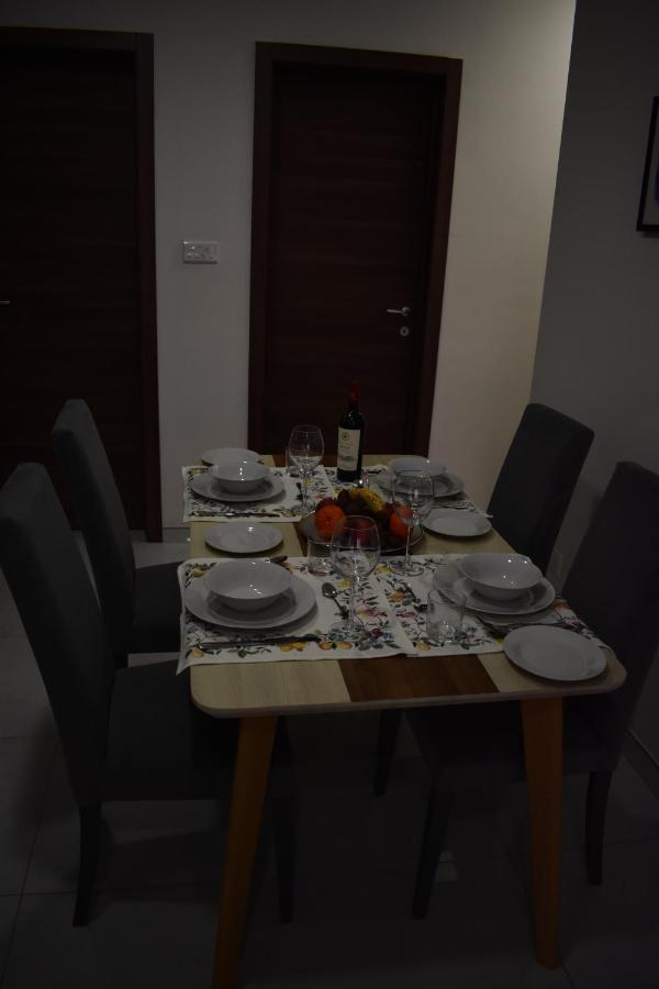 Sunset And Seaview Apartment -Brand New Mellieħa Zewnętrze zdjęcie