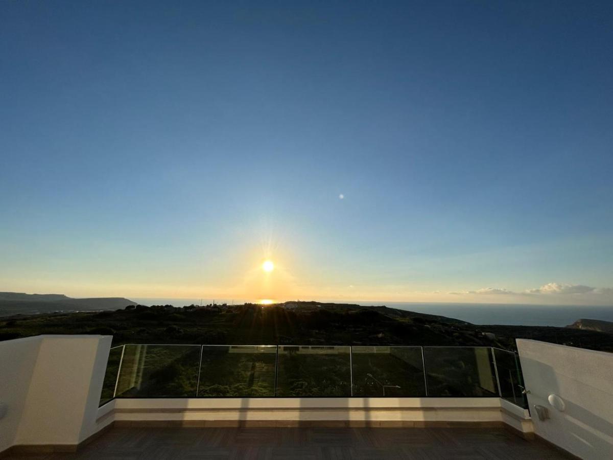 Sunset And Seaview Apartment -Brand New Mellieħa Zewnętrze zdjęcie